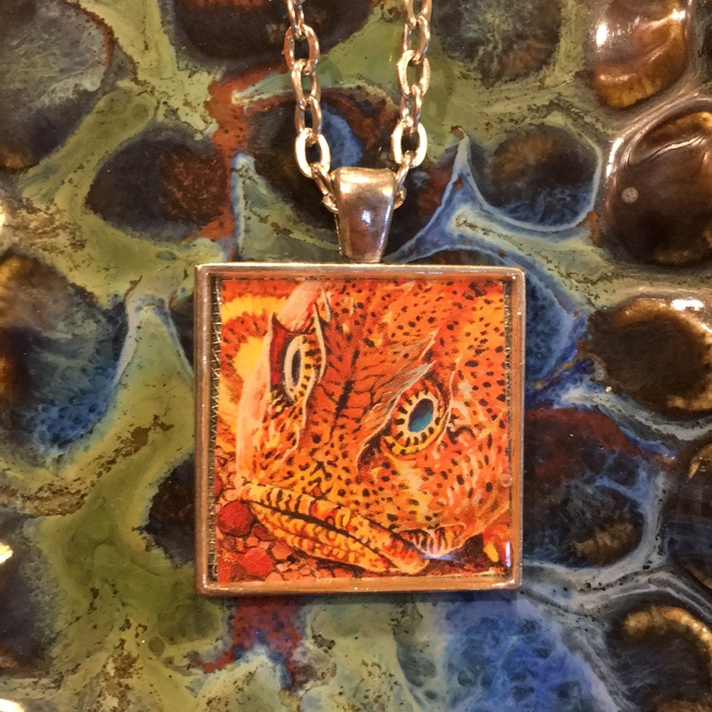 🎉 2/$15 🎉 Sculpin fish pendant necklace